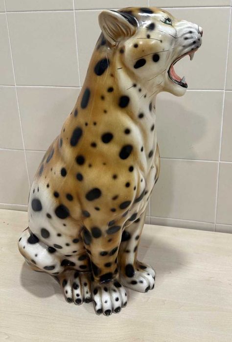 Leopardo antigo em cerâmica com 58 cm