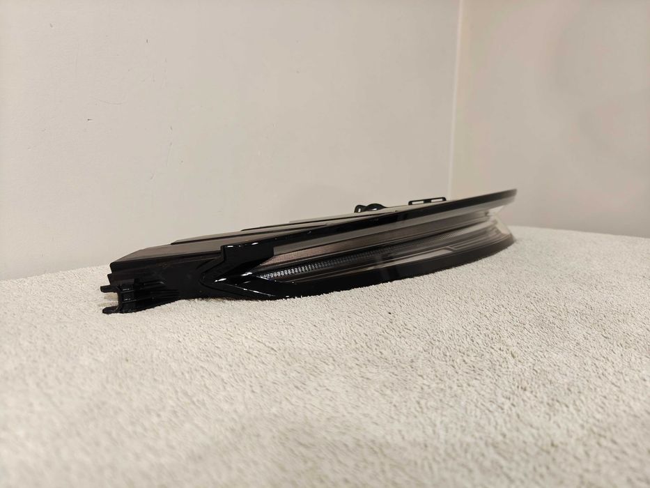 Lampa Lewy Tył LED EXCLUSIVE Porsche Taycan USA