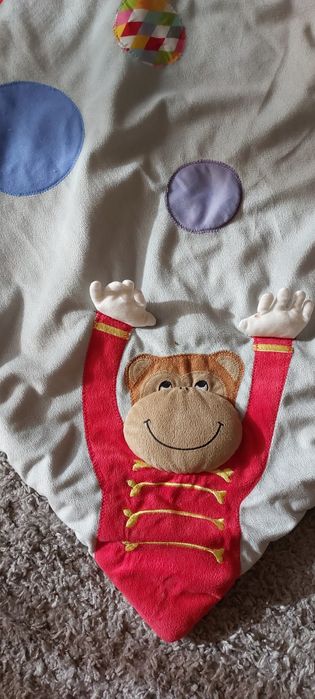 Розвиваючий коврик для малюків