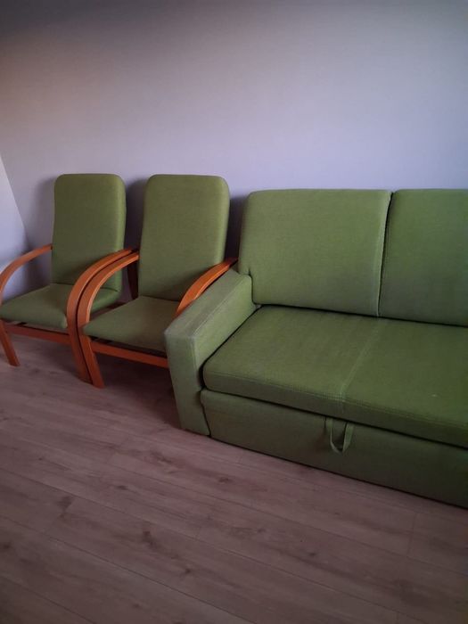 Rozkładana sofa i 2 fotele