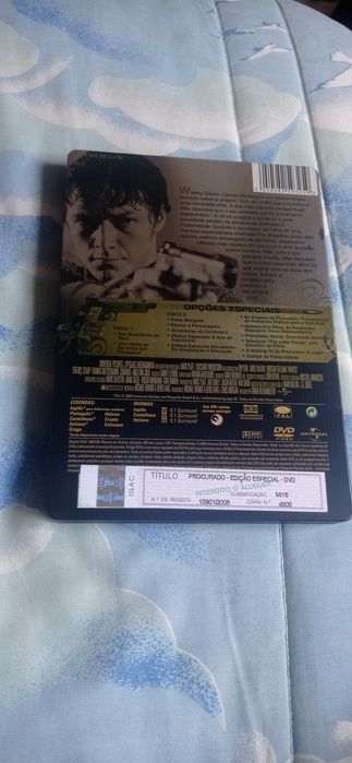 DVD Procurado metal box