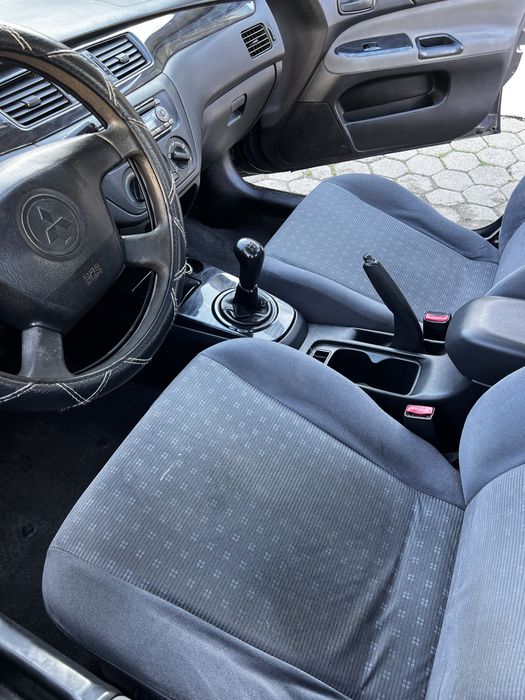 Mitsubischi lancer 2004