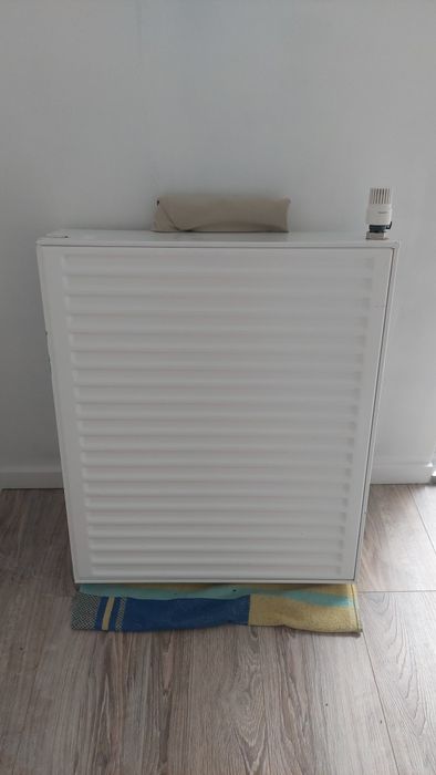 Grzejnik PURMO 70x60 cm + głowica termostatyczna