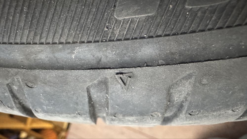 Продам резину LASSA 205/55R16