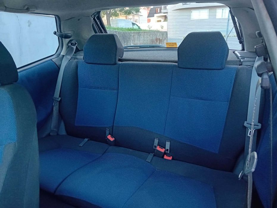Fiat Punto 1.2 16v 80cv 6vel teto eletrico  direçao assistida