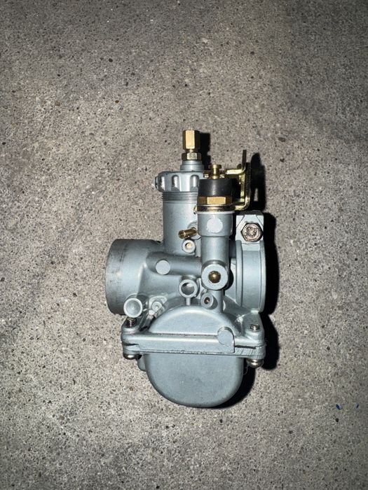 Carburador  replica mikuni 21  e escape Macra para motor sachs