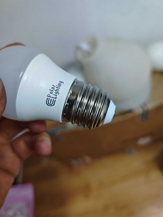 Candeeiro IKEA branco