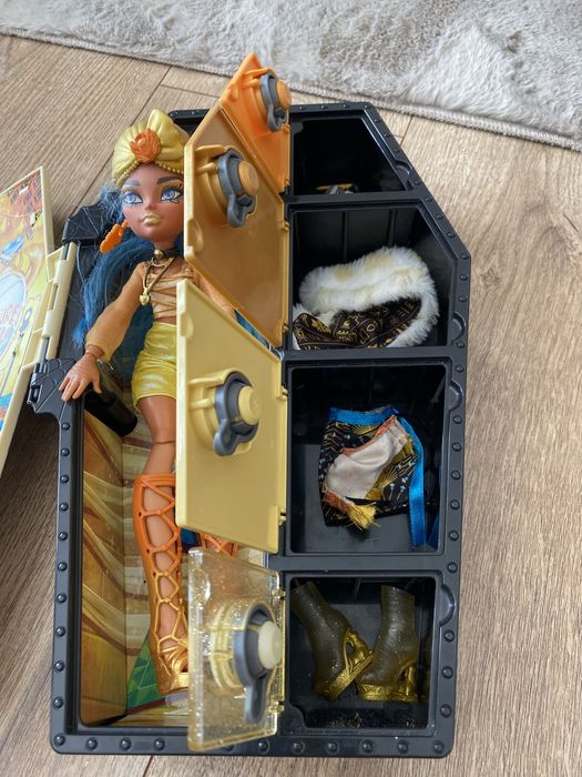 Monster High Straszysekrety Seria 2 Błyszcząca Cleo De Nile Zestaw