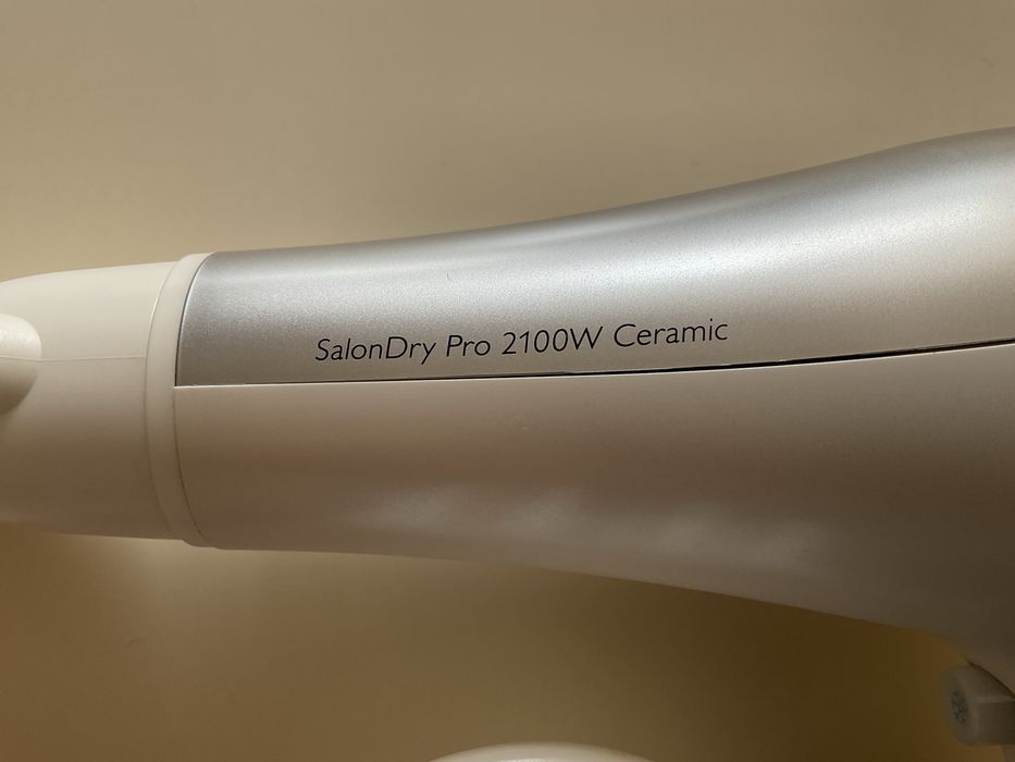Фен SalonDry Pro 2100 W Ceramic  PHILIPS