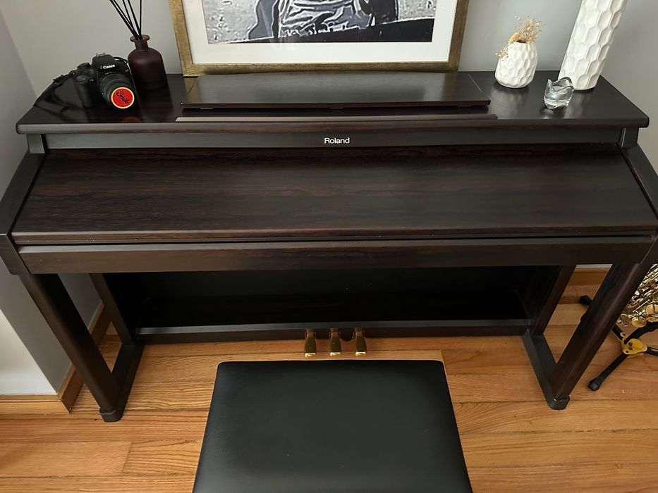 Piano Roland HP 530