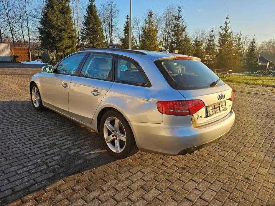 AUDI A4 2.0 TDI 140KM 2011r
