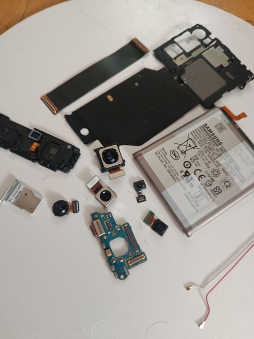 Samsung galaxy s20 fe по запчастинам