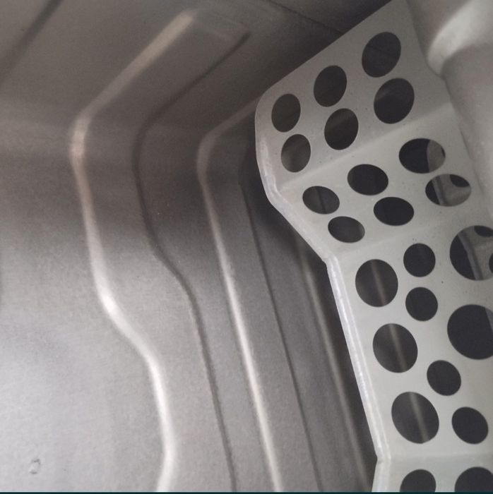 Новий та  б.у Паливний бак Kia Sorento 31110ЗЕ700 Соренто 31110-ЗЕ700