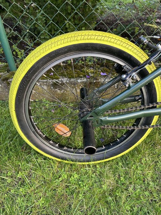 Rower BMX Btwin 20" – Jaskrawe Opony, Pegi, Rotor