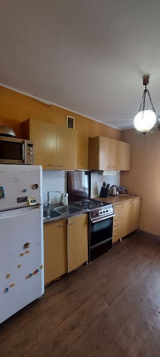Здам 2 кімнатну в центрі на Люблінській є все необхідне
