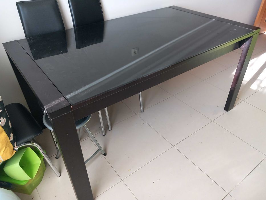 Mesa de cozinha ou sala de jantar, extensível