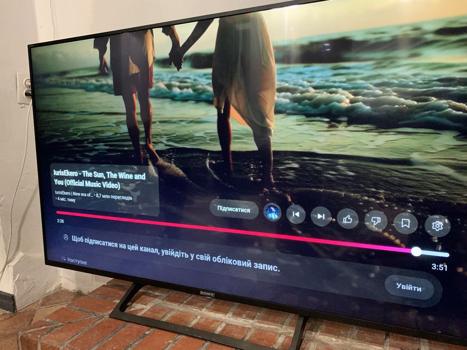 Телевізор sony 55 дюймів 4к android + кріплення на стіну