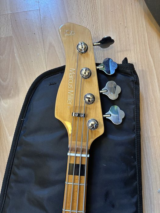Gitara basowa Sire Marcus Miller V5