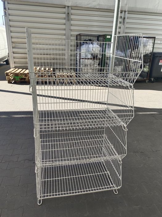 Regał koszowy sklepowy