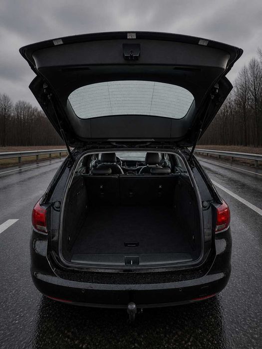 Opel Astra K Sports Tourer (універсал) у відмінному стані.