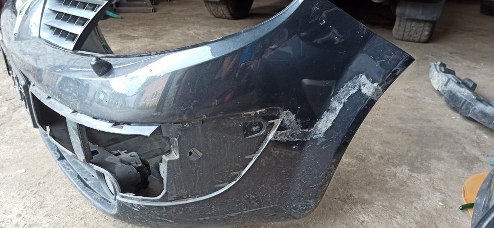 Бампер передній сценік 2 до рестаіл. Колір TEB66.