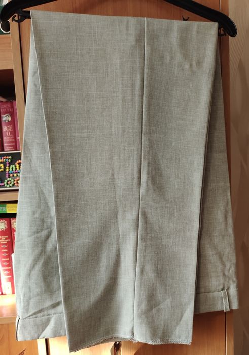 Брюки  новые  классические