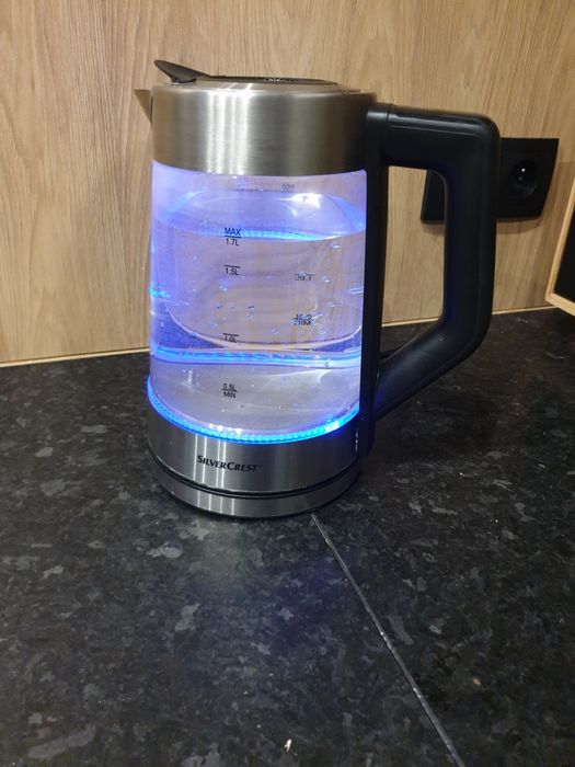 Elektryczny czajnik z regulacją temperatury silvercrest 3000w