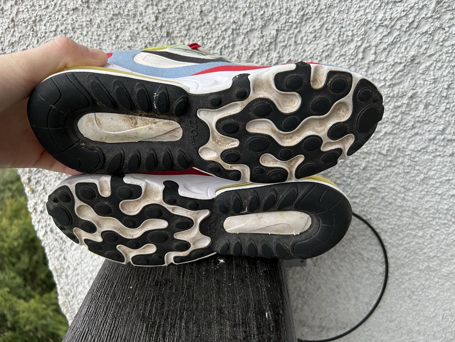 Кросівки Nike Air Max 270