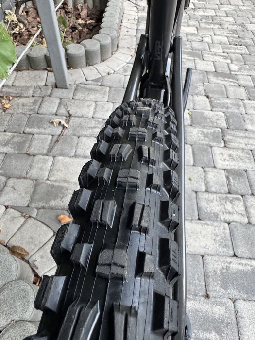 Santa cruz heckler (107 км пробіг)27.5/29 e bike shimano ep8