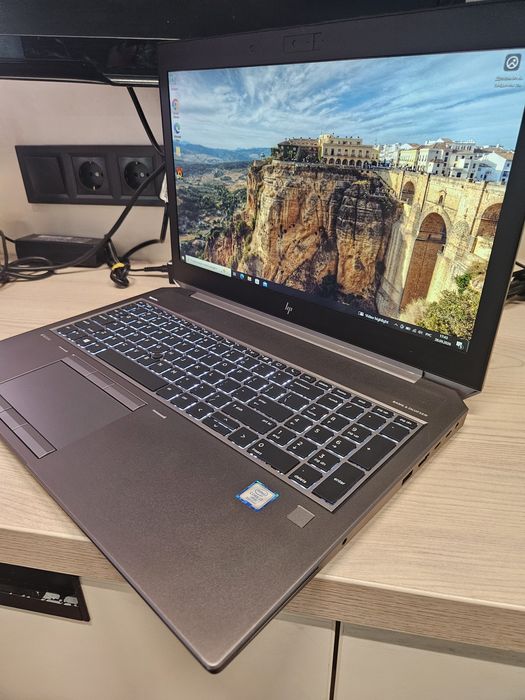 Игровой HP Zbook 15 G6 i7-9850H/32Gb DDR4/SSD 512Gb/Nvidia T2000 4Gb/15.6" IPS