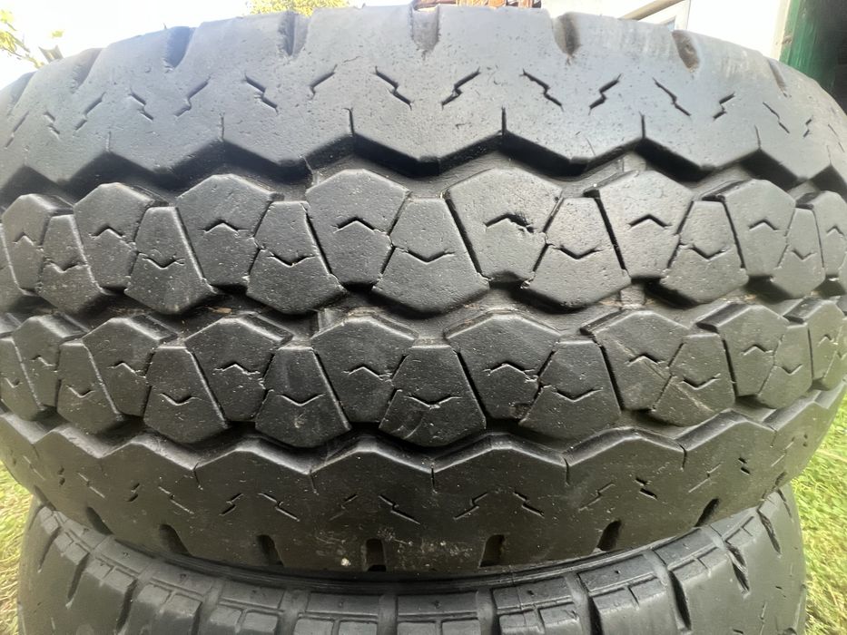 Шини bridgestone 215/75 16C