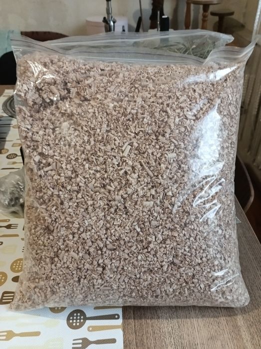 Стружка, опилки для животных. Стружка дуб, ясень, ольха.