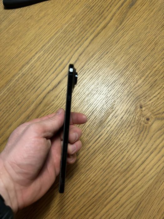 iPhone 17 Air używany miesiąc