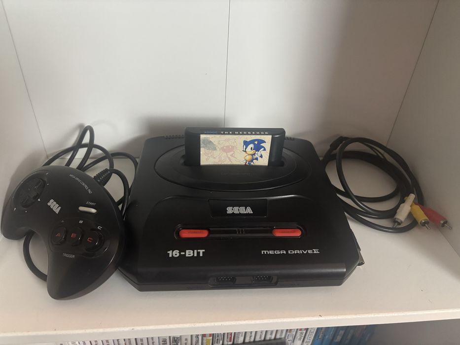 Zestaw Konsola Sega Mega Drive II Sonic Pad