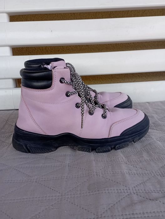 Черевички на дівчинку Reserved