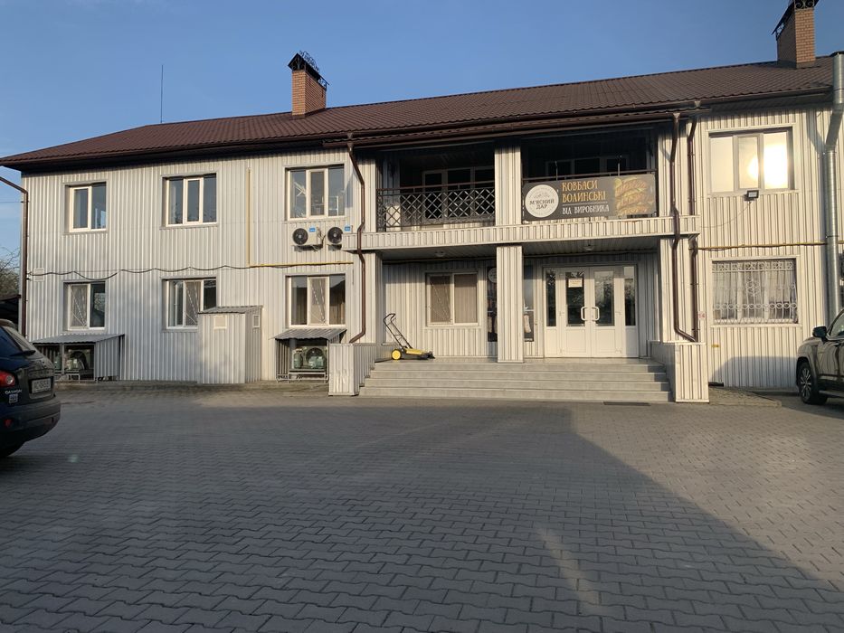 Здамо в оренду комерційне приміщення в с Боратин