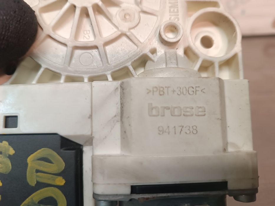 Motor Vidro Frente Direito SEAT IBIZA III - 6L2959801