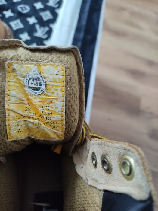 Trapery Caterpillar 38