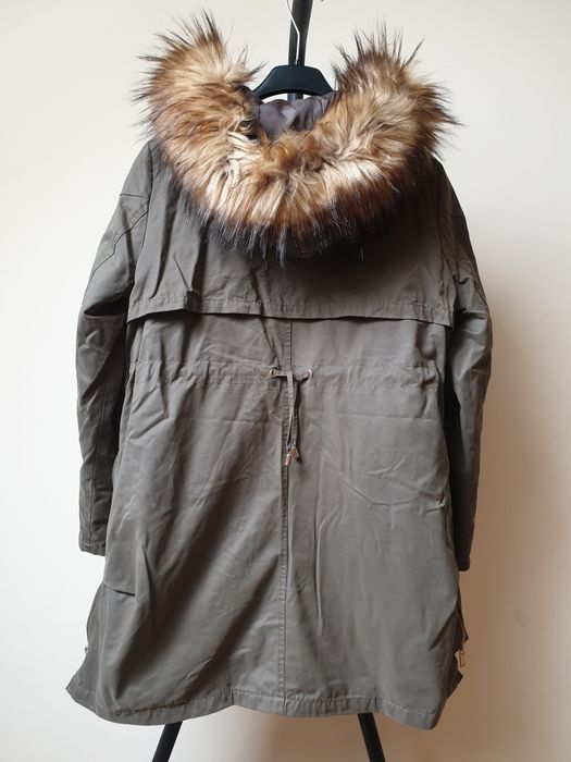 Parka khaki z kapturem z futerkiem