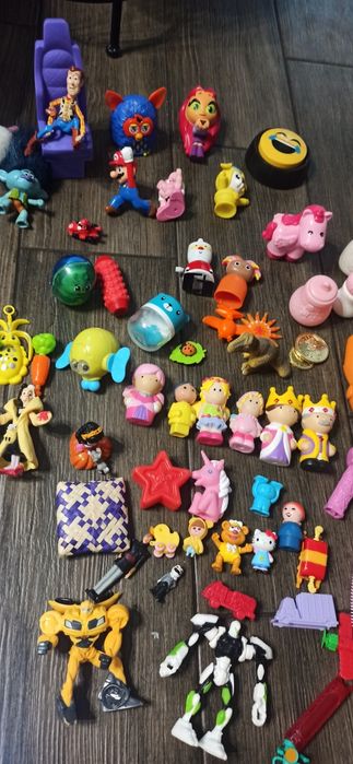 Лот игрушек, MCDONALD'S, little people и много других