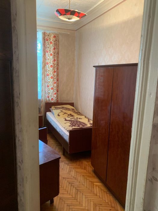В продаже 2 комнаты + гараж. Ул. Фабричная.