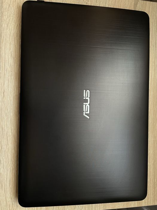 Ноутбук ASUS R541U Intel (R) Core (TM) i3-7100U  CPU 2.40GHz/ SSD 1 ТБ