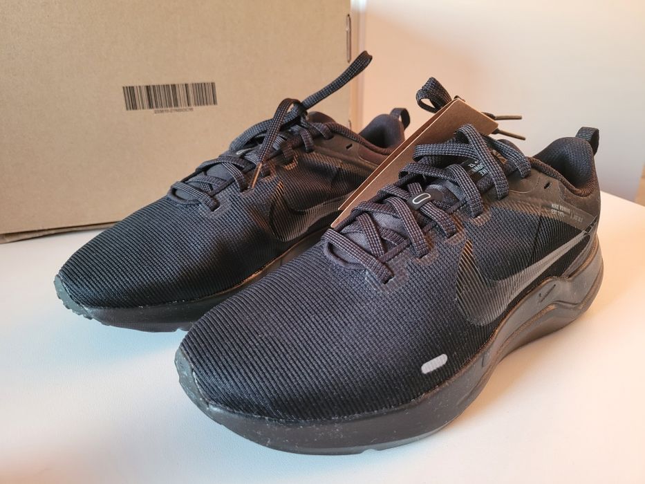 Buty damskie Nike Downshifter 12 40