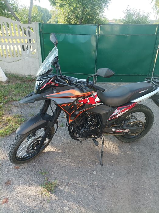 Продам мотоцикл 250 куб