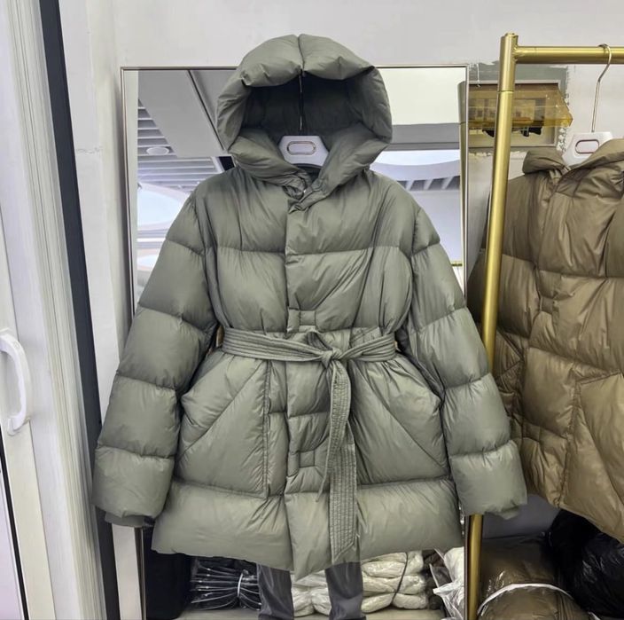 Зимові пуховики пуфери пальто куртки з капюшоном натуральний пух mango