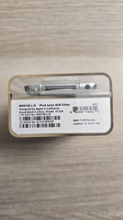 iPod Nano 3rd Gen 4GB Silver FACTORY SEALED