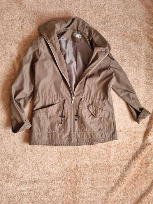 Przejściowa kurtka damska