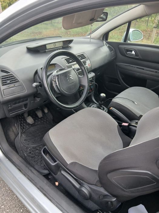 Vendo Citroën C4 Coupé 1.4  16V VTR de  2005 a gasolina