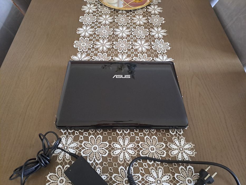 Laptop firma ASUS