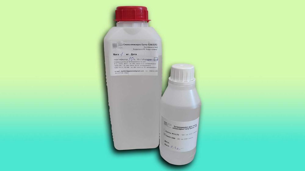 Епоксидна смола для новорічних іграшок